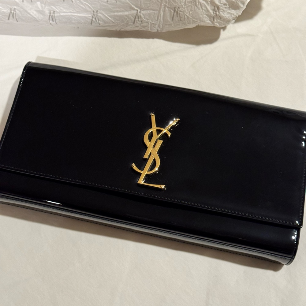 Saint Laurent Black Leather Accessory